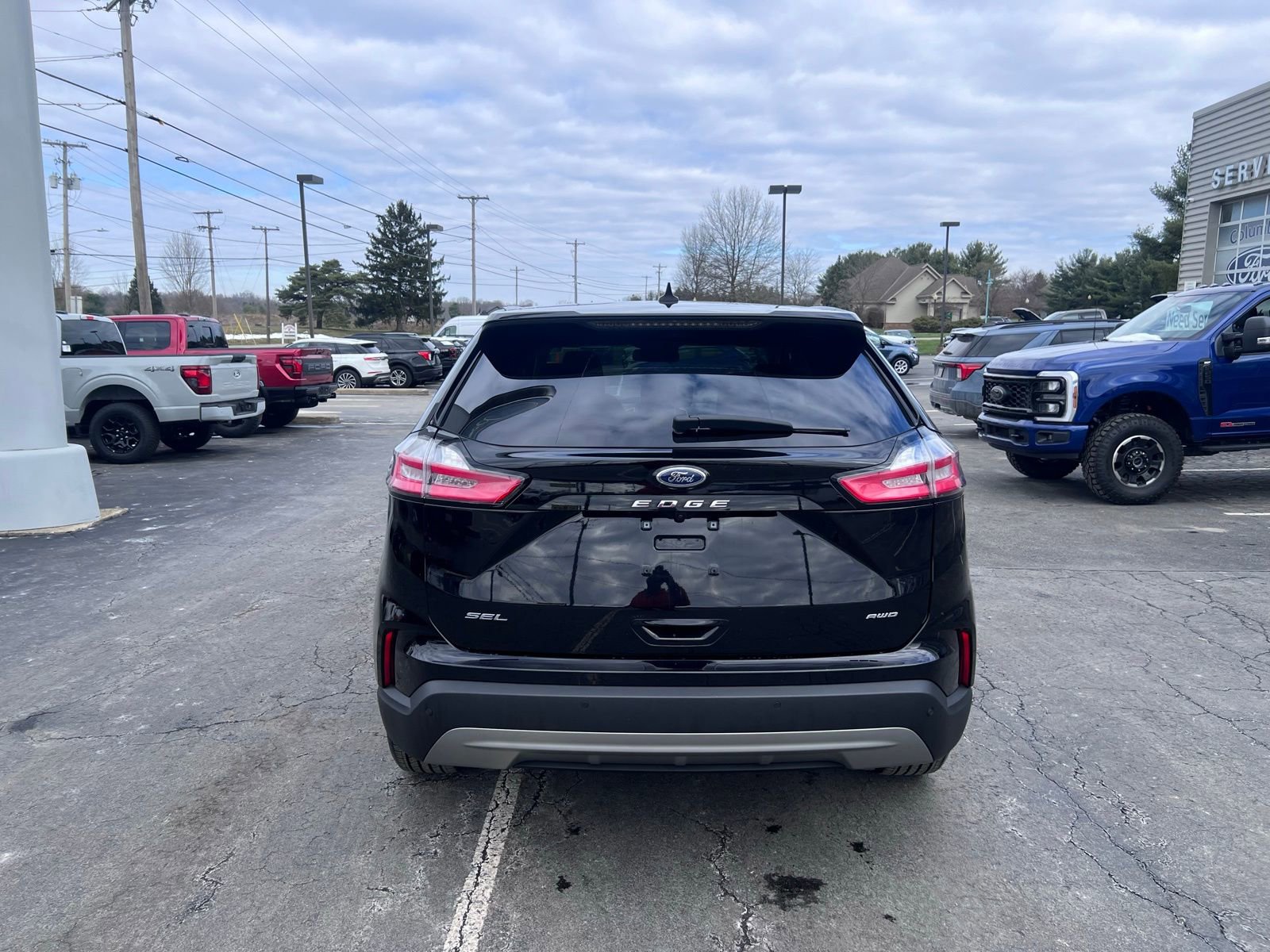 Used 2023 Ford Edge SEL w/ Convenience Package image 6