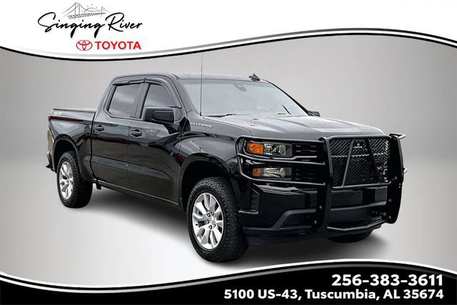 Used 2022 Chevrolet Silverado 1500 Custom w/ Safety Confidence Package image 1