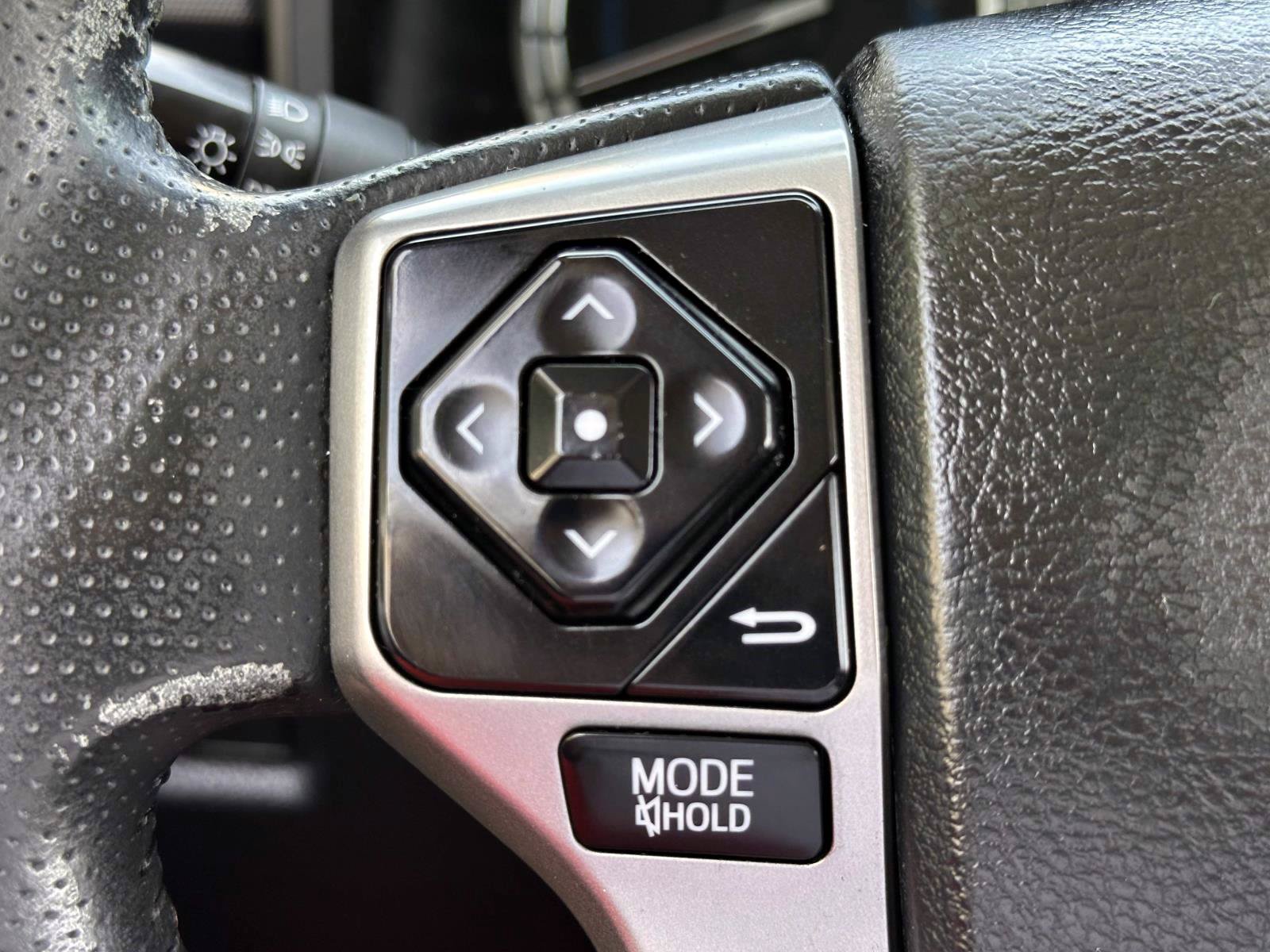 Certified 2016 Toyota 4Runner SR5 AWD/4WD image 19