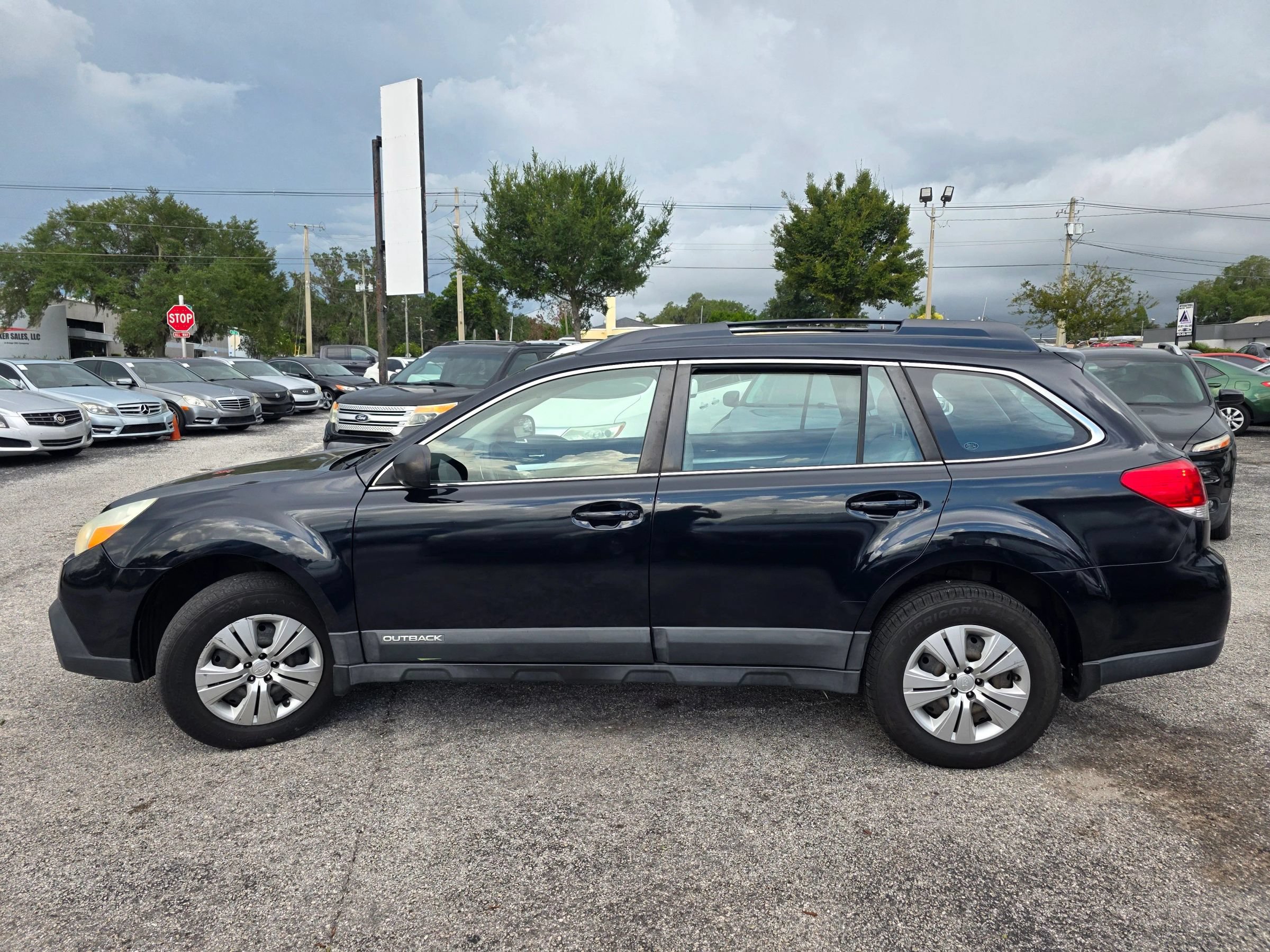 Used 2013 Subaru Outback 2.5i AWD/4WD image 4