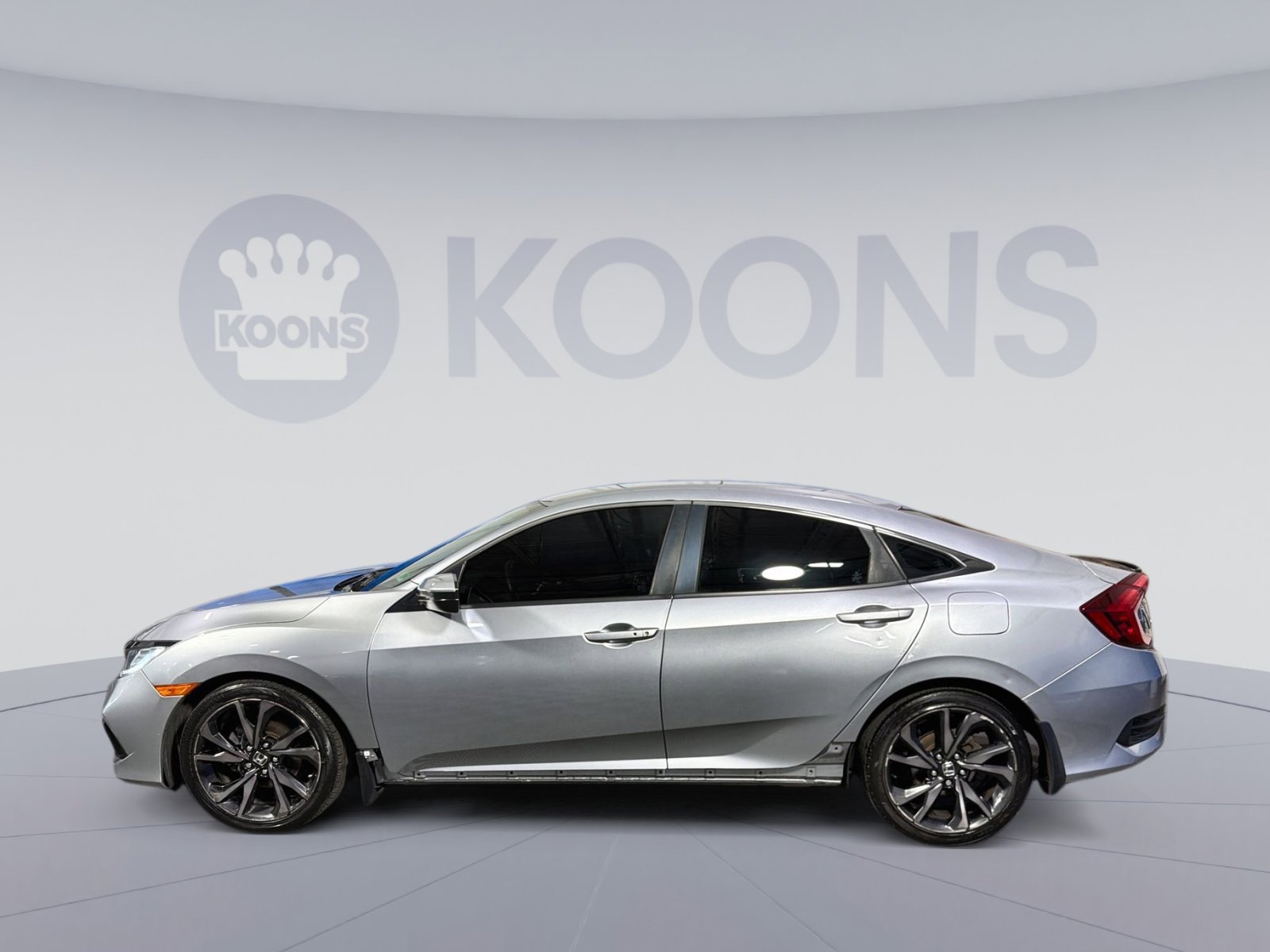 Used 2019 Honda Civic Sport image 2