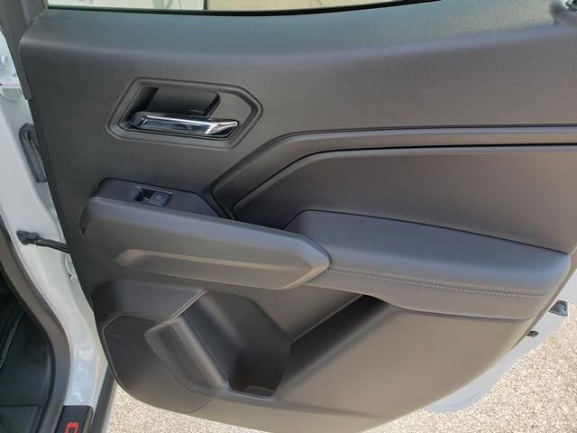 Used 2024 Chevrolet Colorado LT w/ LT Convenience Package III image 17