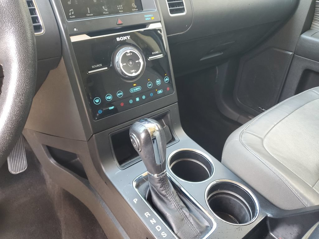 Used 2019 Ford Flex Limited w/ Limited Appearance Package AWD/4WD image 17