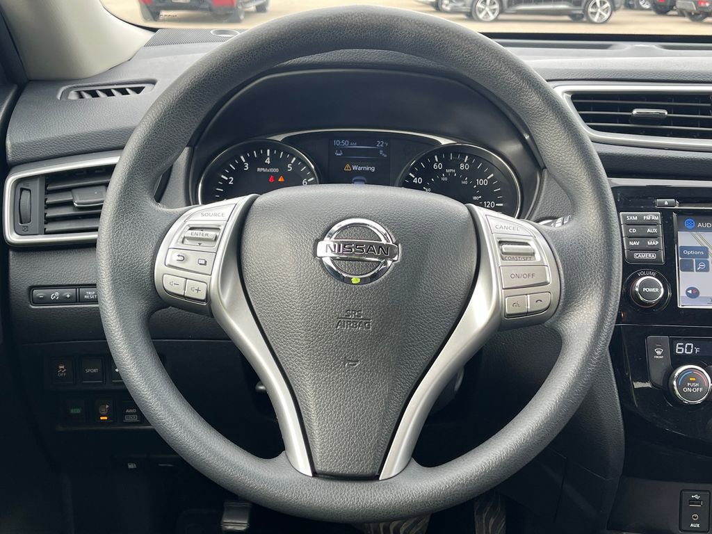 Used 2015 Nissan Rogue SV w/ SV Premium Package image 24