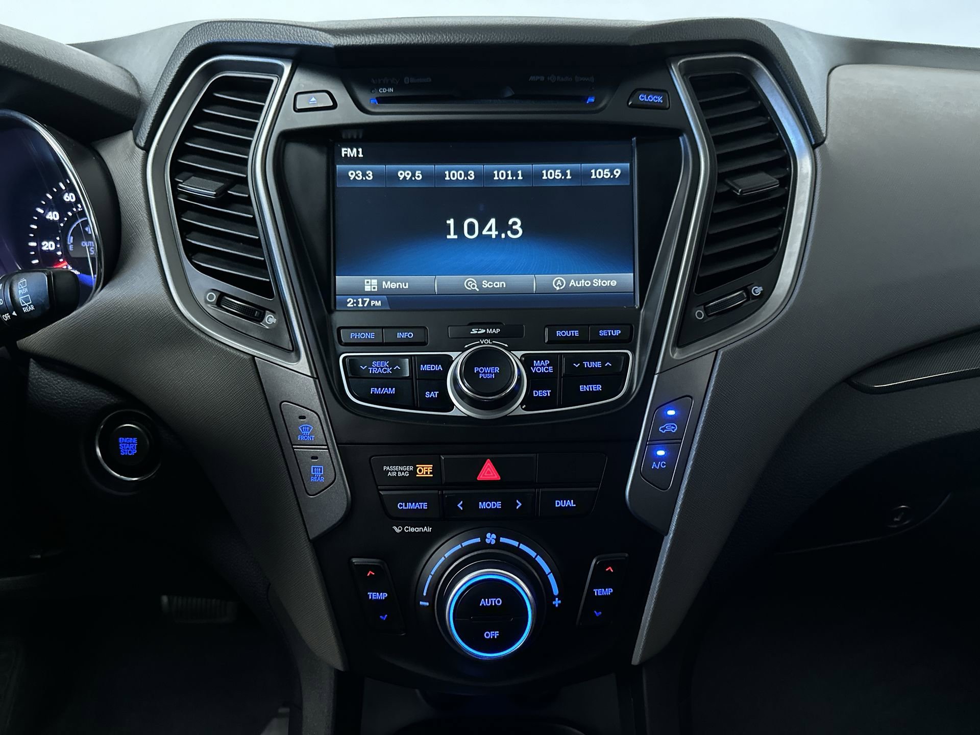 Used 2014 Hyundai Santa Fe Sport 2.0T w/ Navigation Package 06 image 18