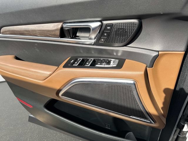 Used 2022 Kia Telluride SX w/ SX Prestige Package AWD/4WD image 18