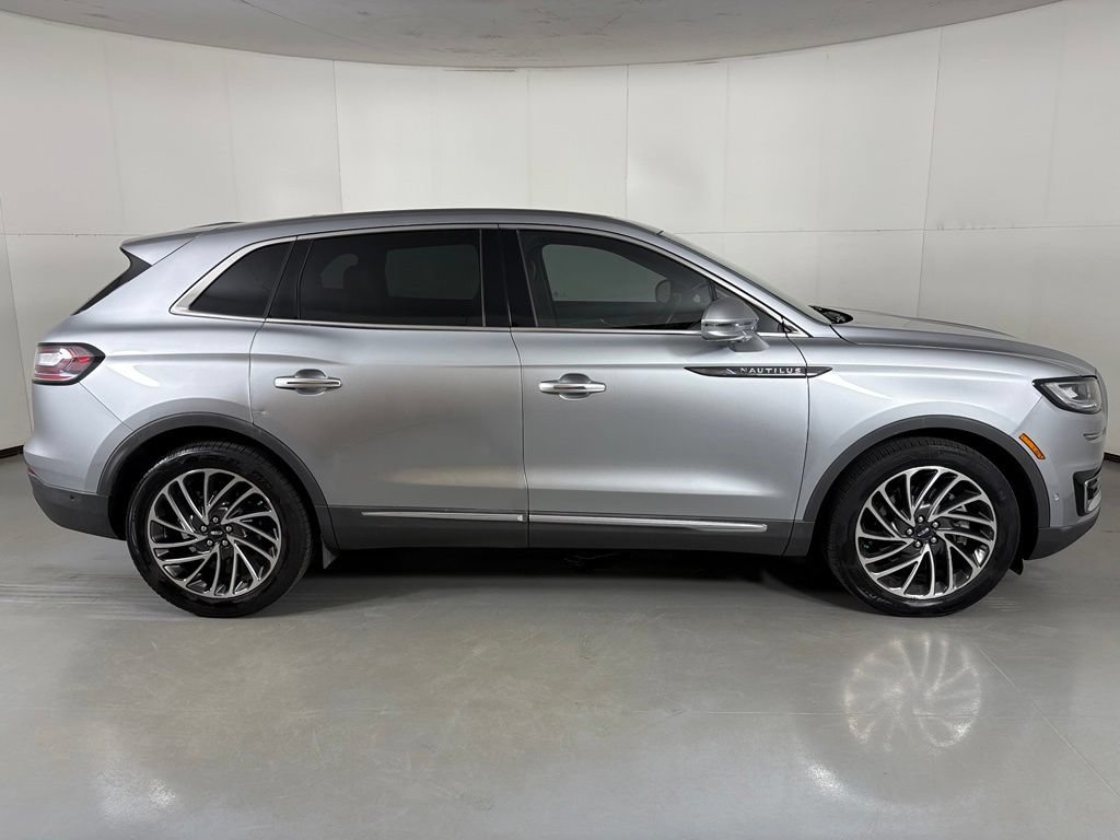 Used 2020 Lincoln Nautilus Reserve FWD image 9