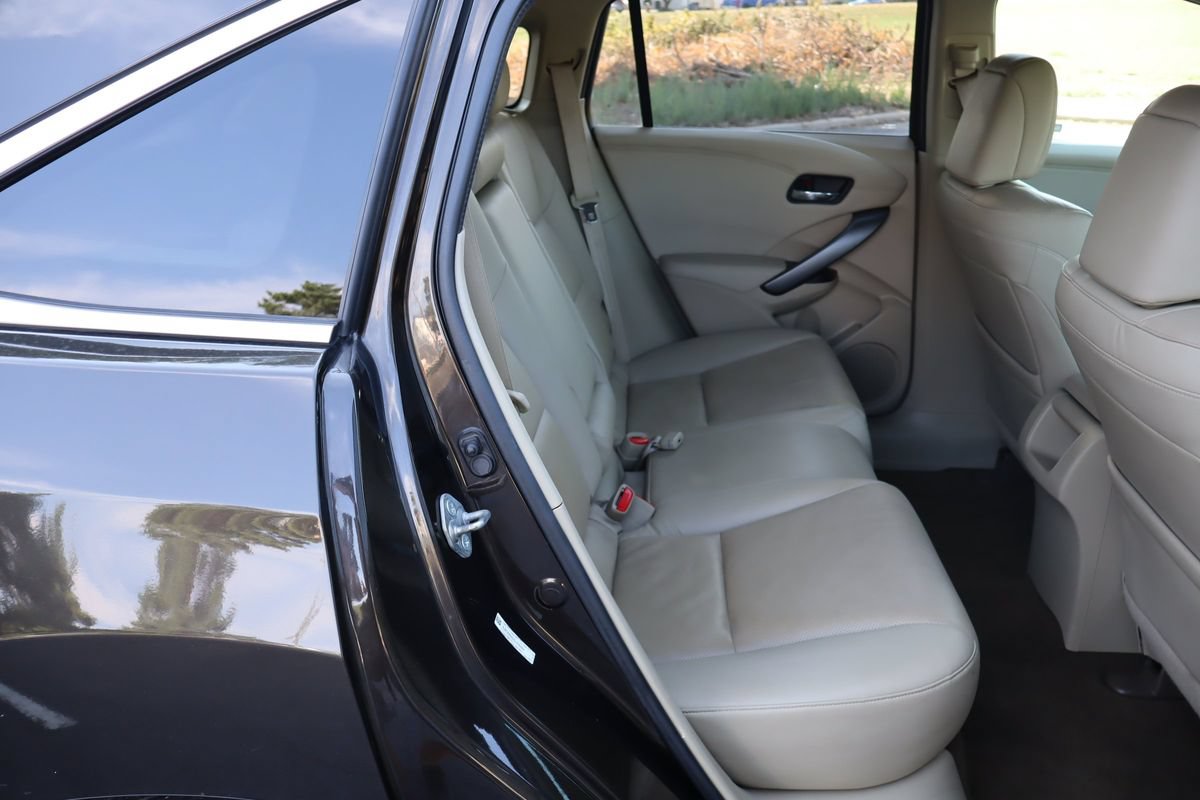 Used 2014 Acura RDX w/ Technology Package AWD/4WD image 21