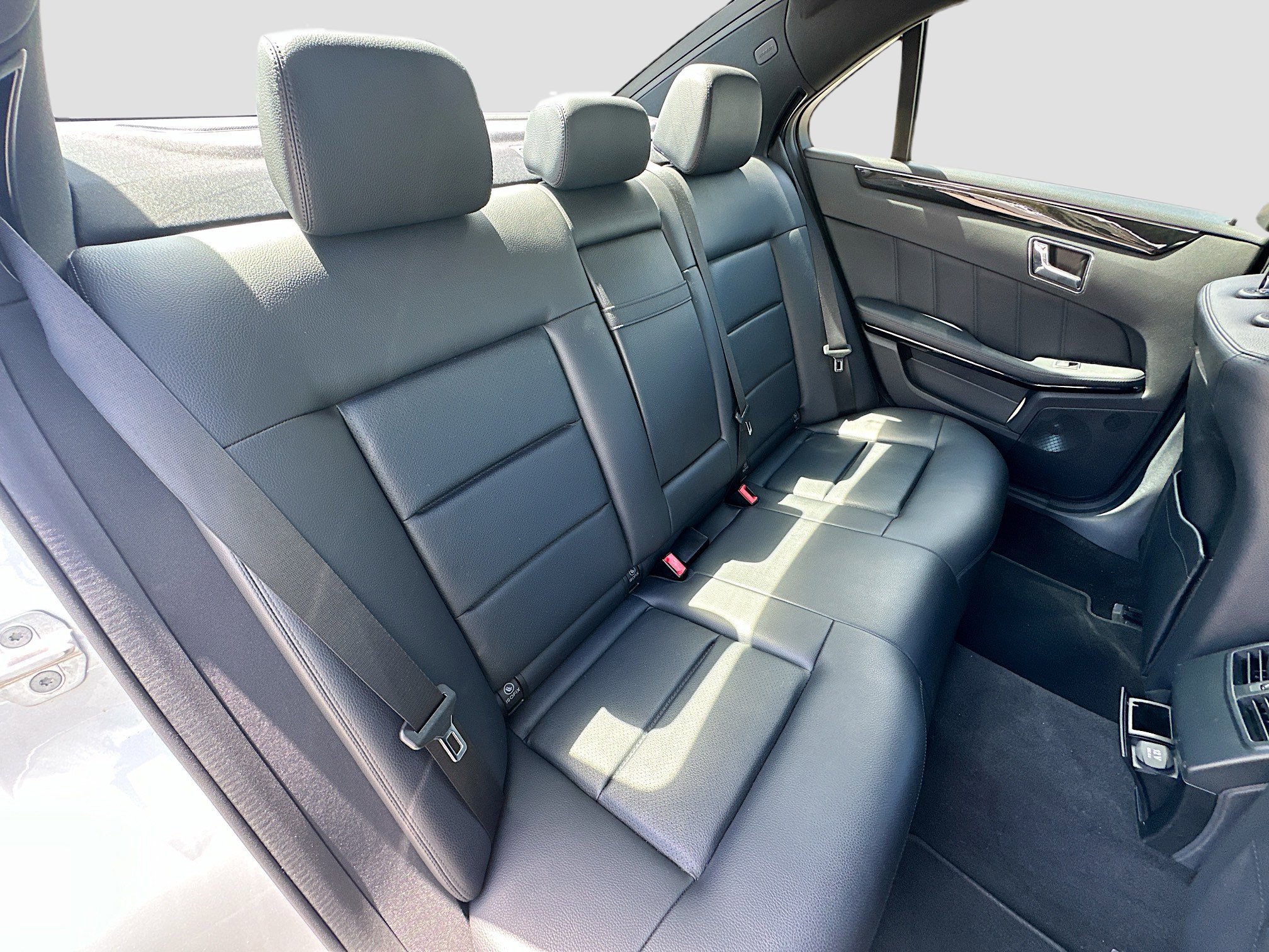 Used 2011 Mercedes-Benz E 350 E 350 image 31