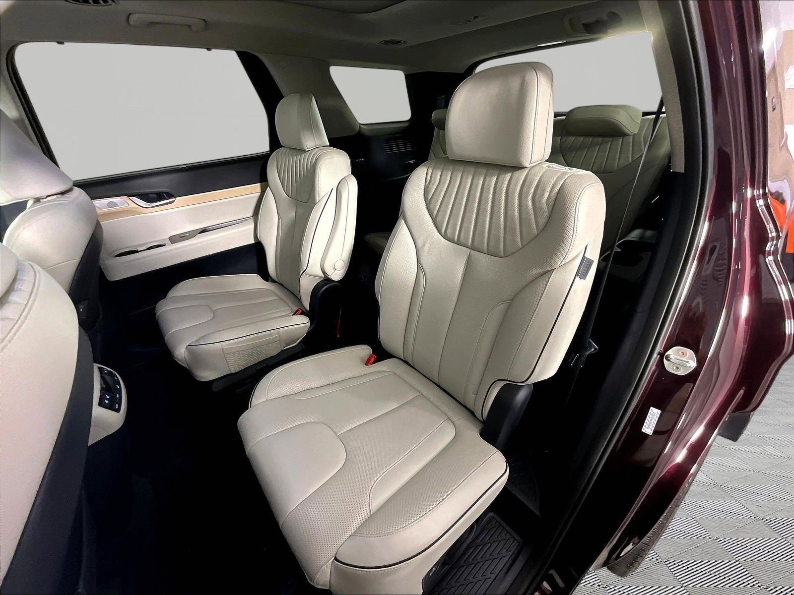 Used 2023 Hyundai Palisade Limited AWD/4WD image 22