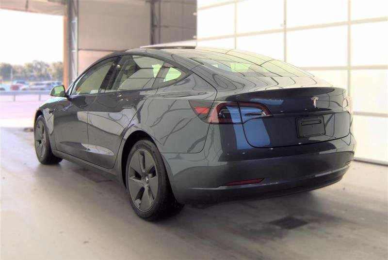 Used 2023 Tesla Model 3 Standard Range RWD image 3