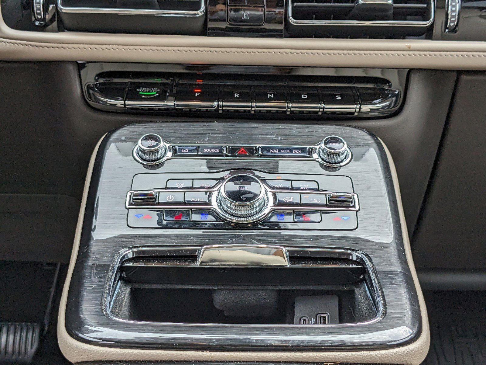 Certified 2023 Lincoln Nautilus Reserve w/ Equipment Group 202A image 21