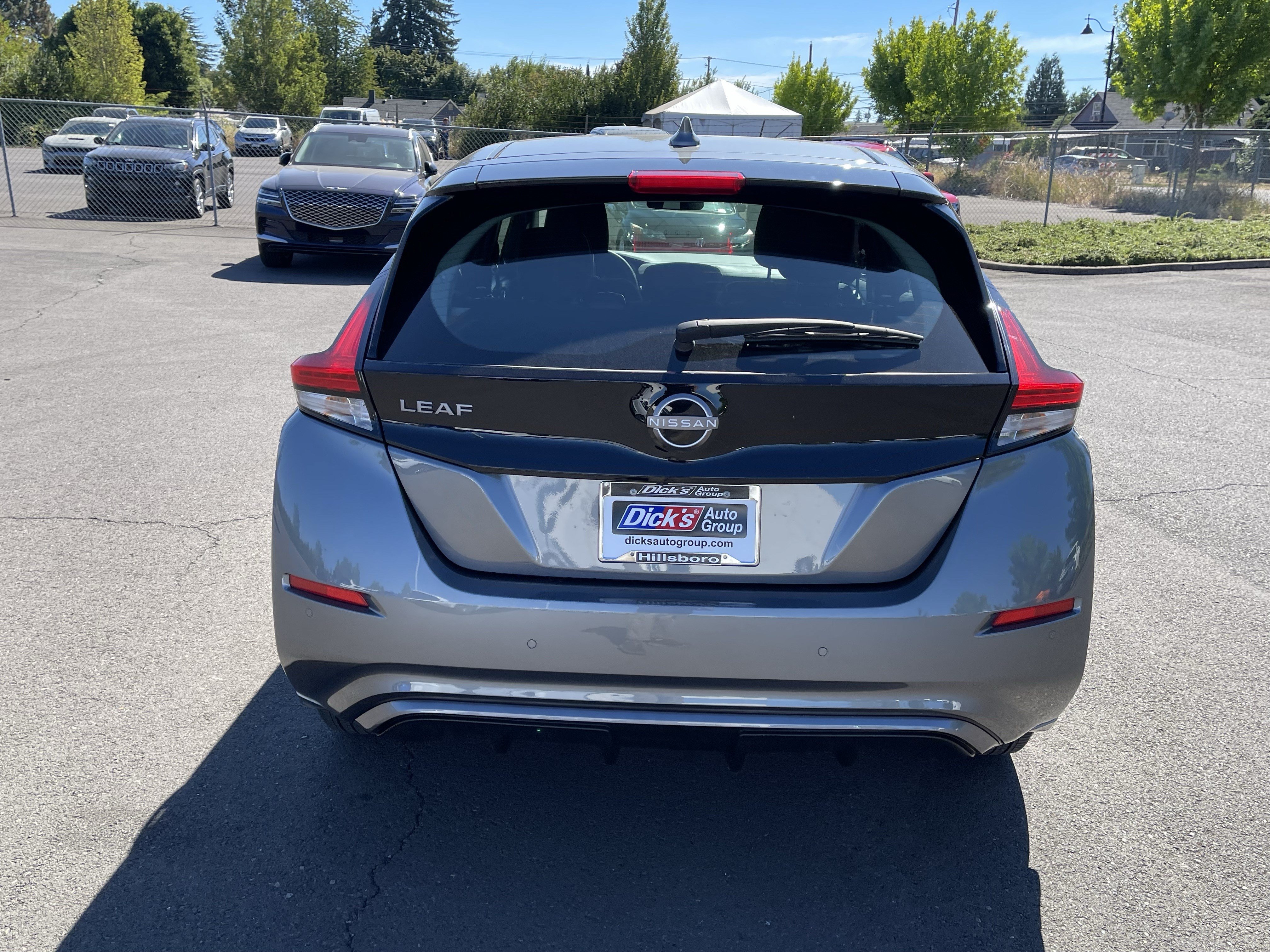 Used 2025 Nissan Leaf S FWD image 4