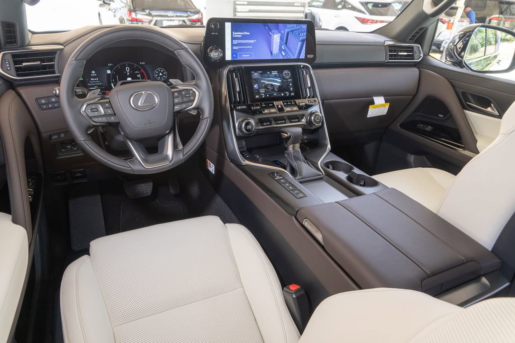 New 2026 Lexus LX 600 4WD w/ Luxury Package image 9