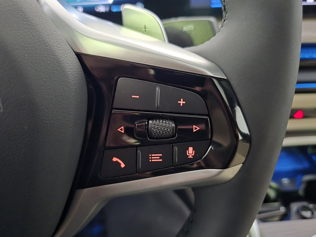 New 2025 BMW 330i xDrive Sedan w/ Premium Package image 19