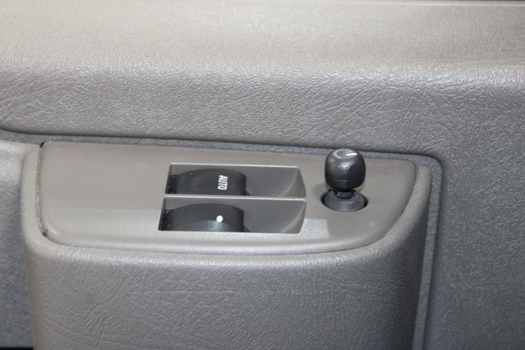 Used 2023 Chevrolet Express 3500 LS RWD image 37