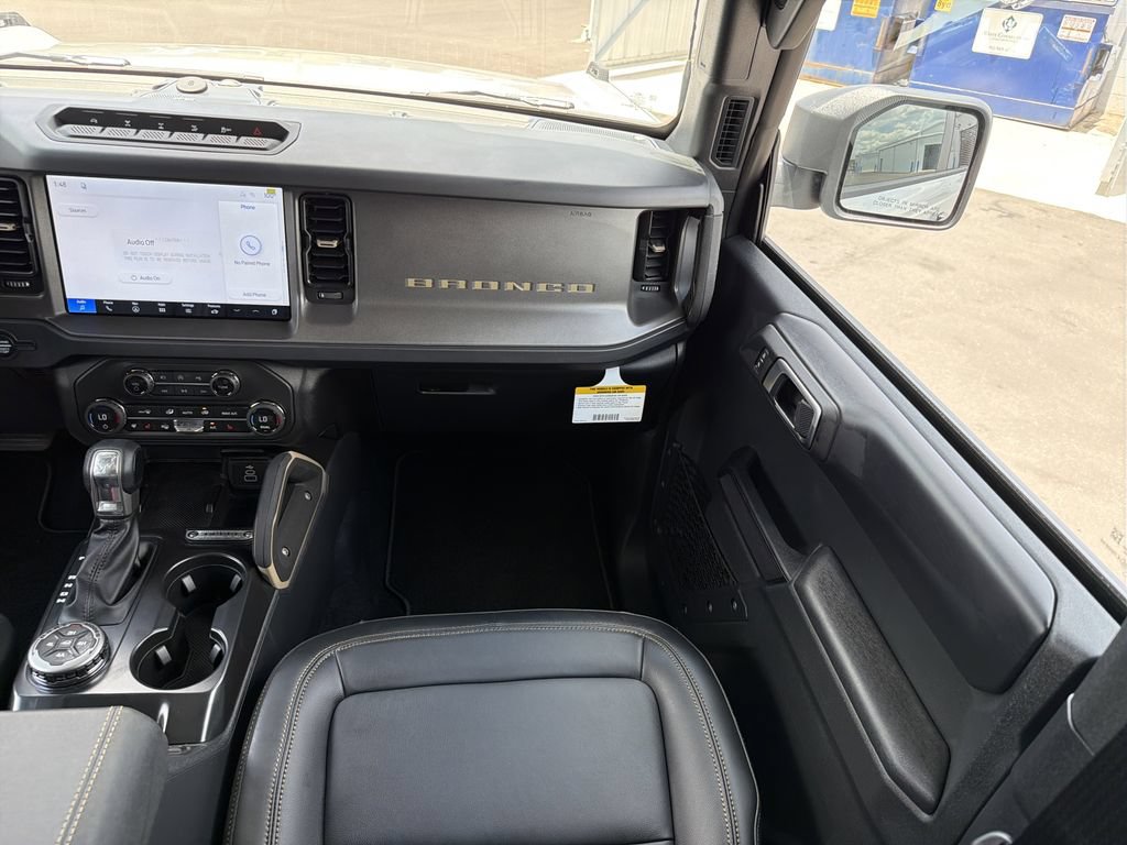 New 2026 Ford Bronco Badlands AWD/4WD image 14