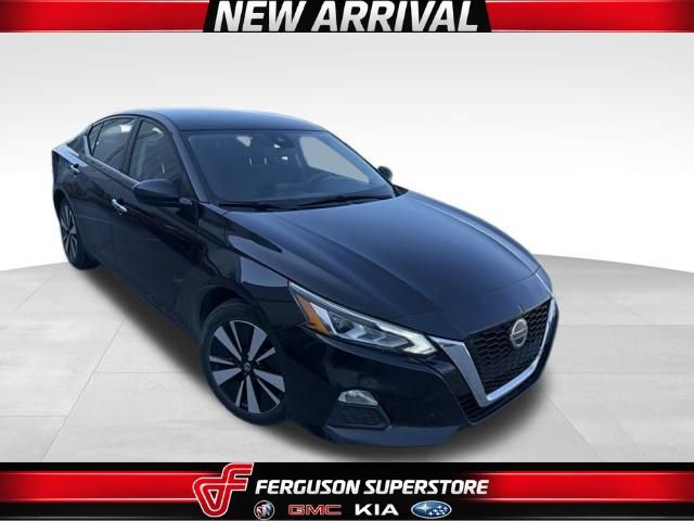 Used 2021 Nissan Altima 2.5 SV FWD image 1