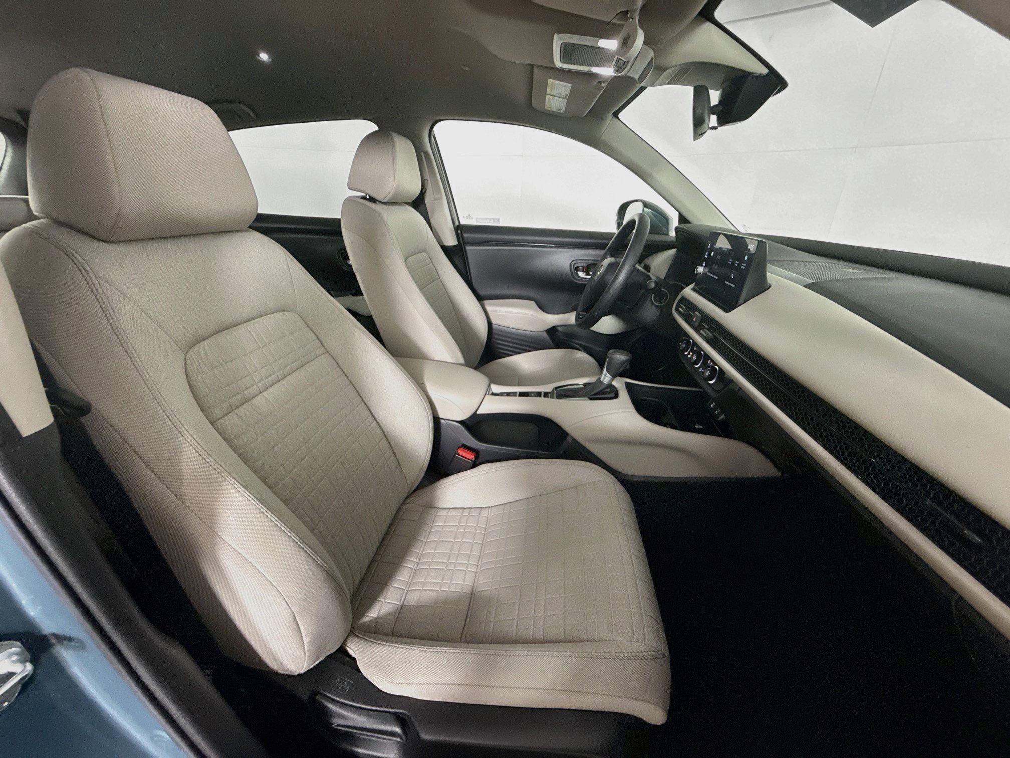 Certified 2026 Honda HR-V LX image 33