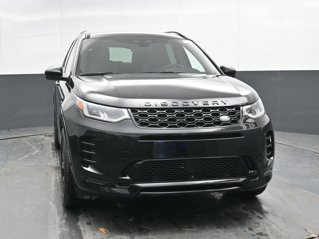 Used 2025 Land Rover Discovery Sport Dynamic SE AWD/4WD image 8