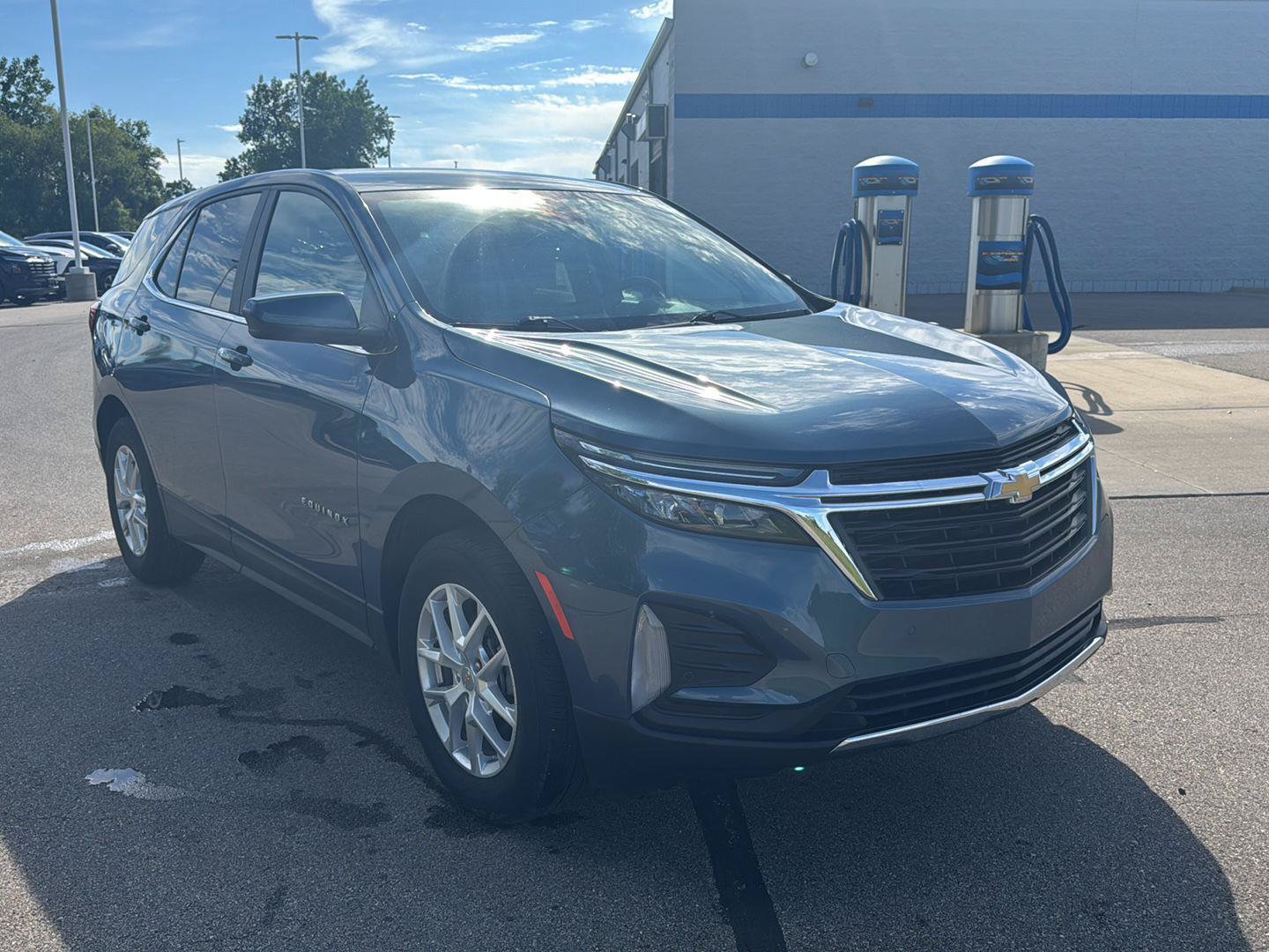 Used 2024 Chevrolet Equinox LT AWD/4WD image 7