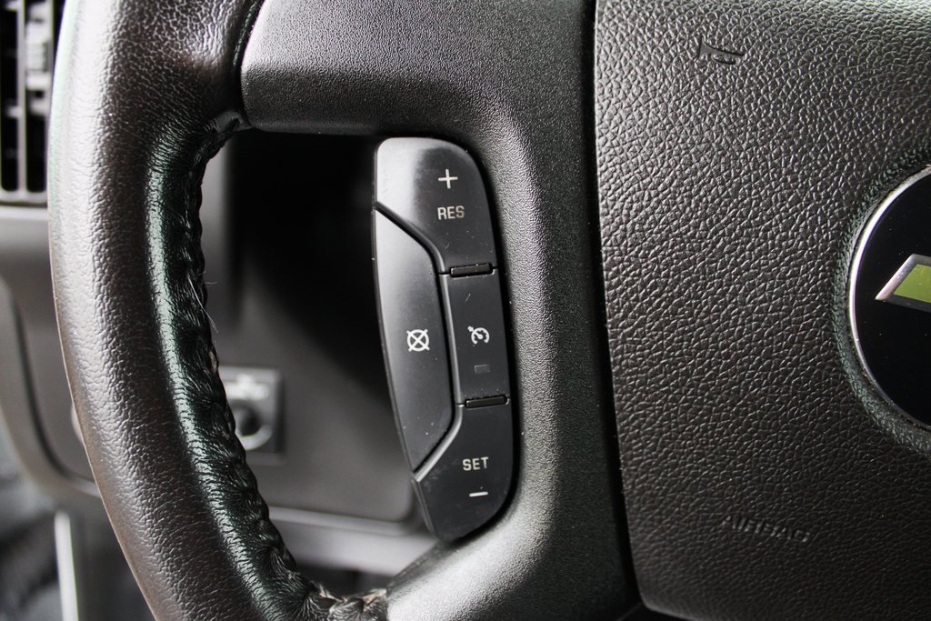 Used 2020 Chevrolet Express 3500 w/ Driver Convenience Package image 22