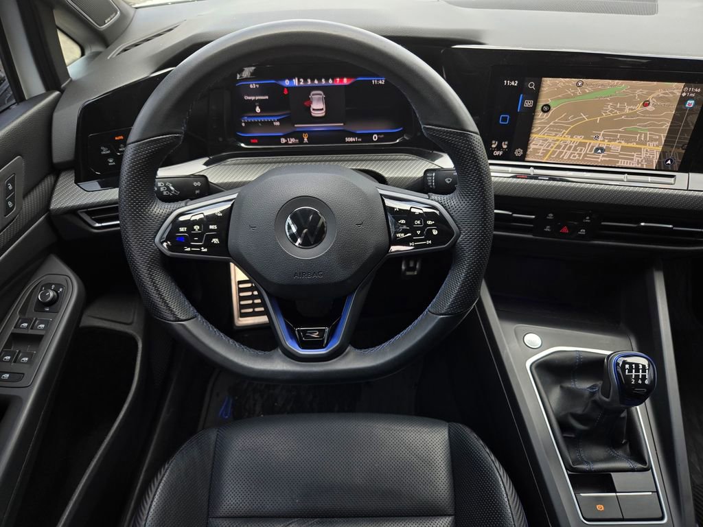 Used 2022 Volkswagen Golf R image 15