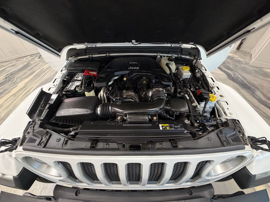 Used 2018 Jeep Wrangler Unlimited Sahara w/ Uconnect 4C Nav & Sound Group image 56