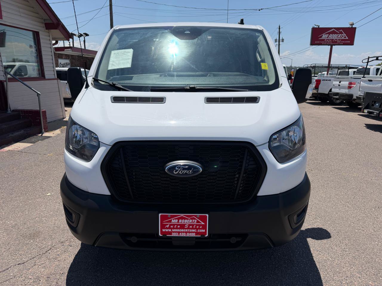 Used 2022 Ford Transit 250 Low Roof RWD image 3