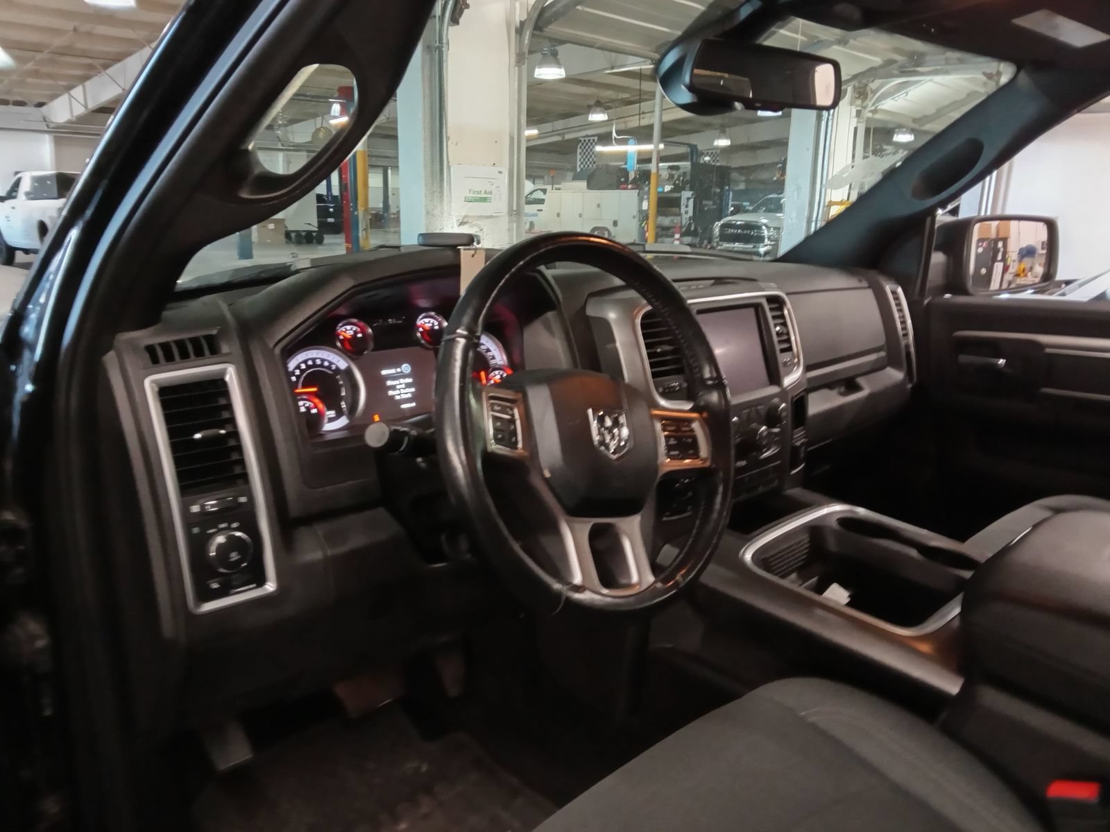 Used 2022 RAM 1500 Warlock AWD/4WD image 8