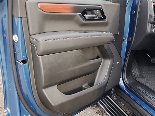 New 2026 GMC Yukon XL Denali image 11