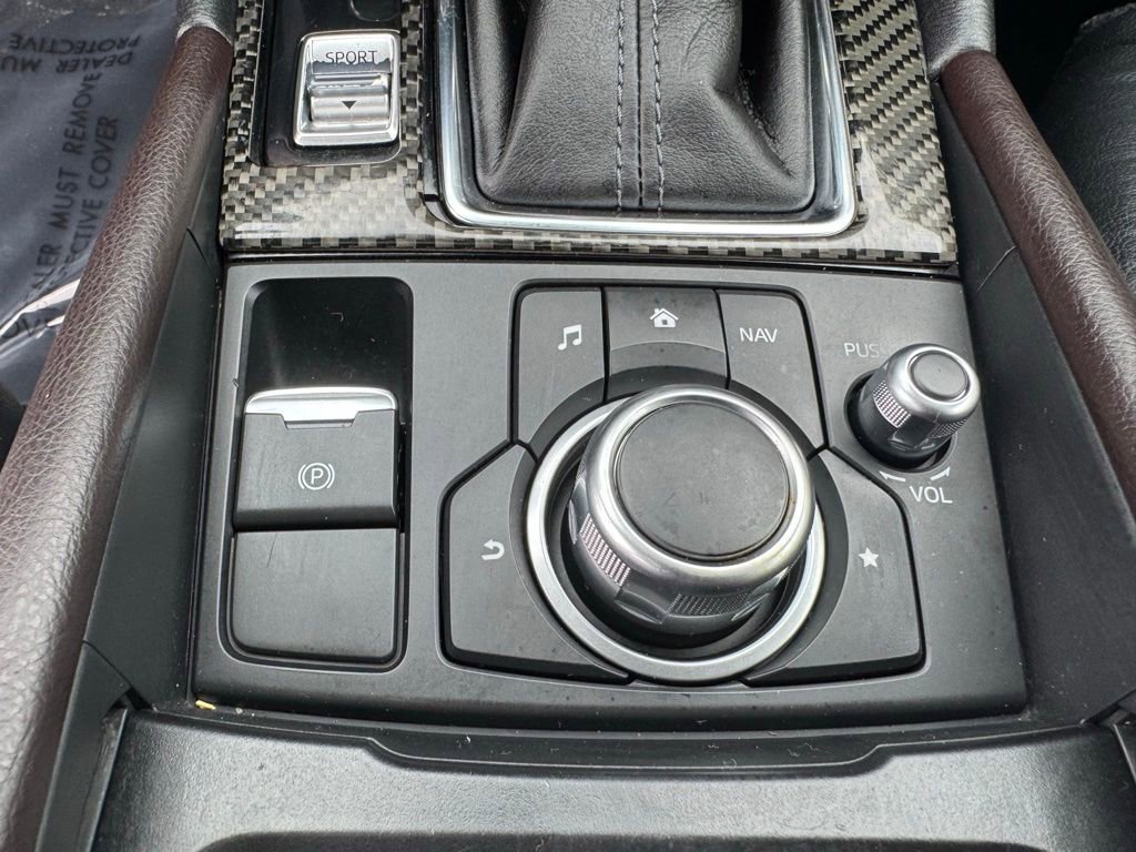 Used 2018 MAZDA MAZDA3 Grand Touring FWD image 15