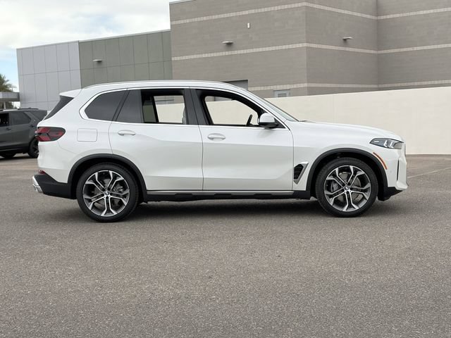 Used 2026 BMW X5 xDrive40i AWD/4WD image 5