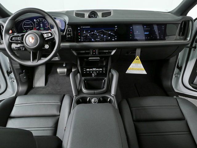 New 2026 Porsche Cayenne S image 19