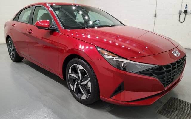Used 2023 Hyundai Elantra SEL w/ Convenience Package FWD video 2