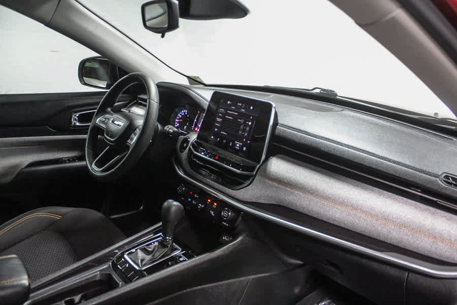 Used 2022 Jeep Compass Sport FWD image 17