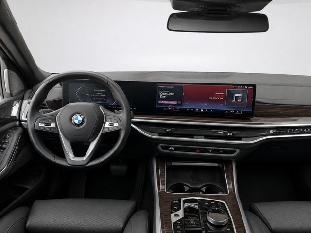Used 2026 BMW X5 xDrive40i AWD/4WD image 29