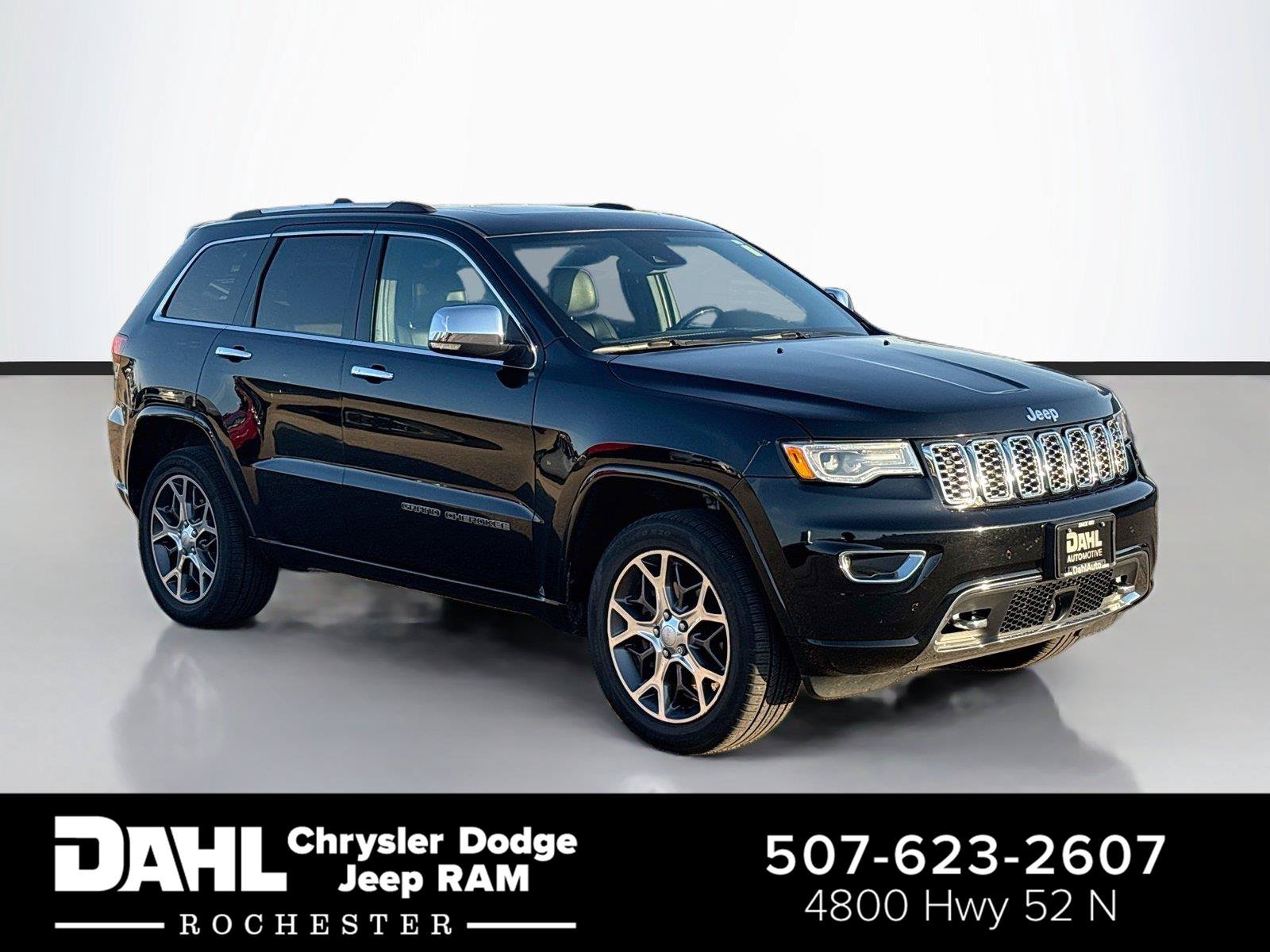 Used 2019 Jeep Grand Cherokee Overland AWD/4WD image 1