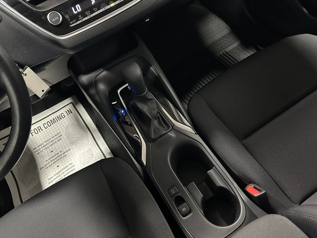 Used 2026 Toyota Corolla LE FWD image 39