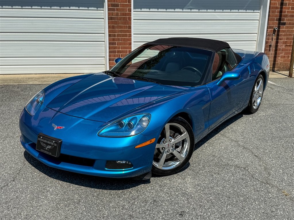 Used 2008 Chevrolet Corvette Convertible RWD image 3