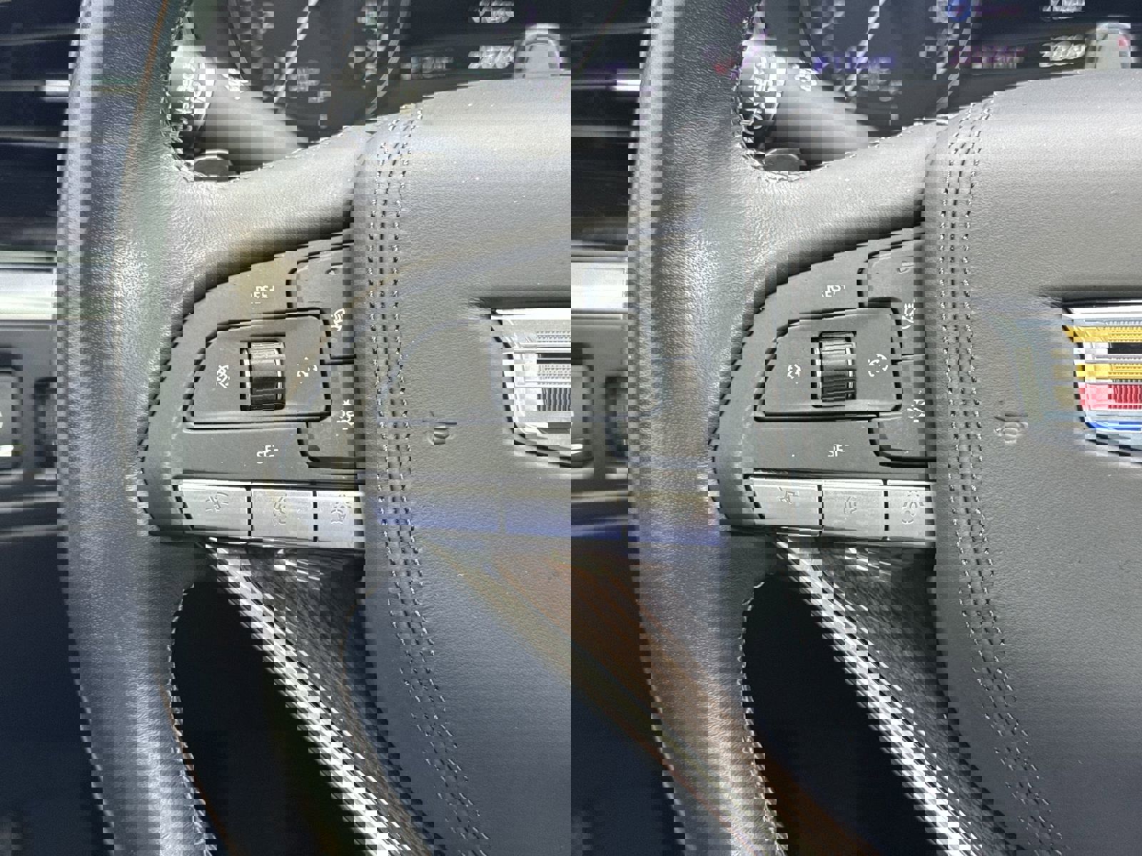 Used 2024 Cadillac XT6 Premium Luxury w/ Platinum Package image 19