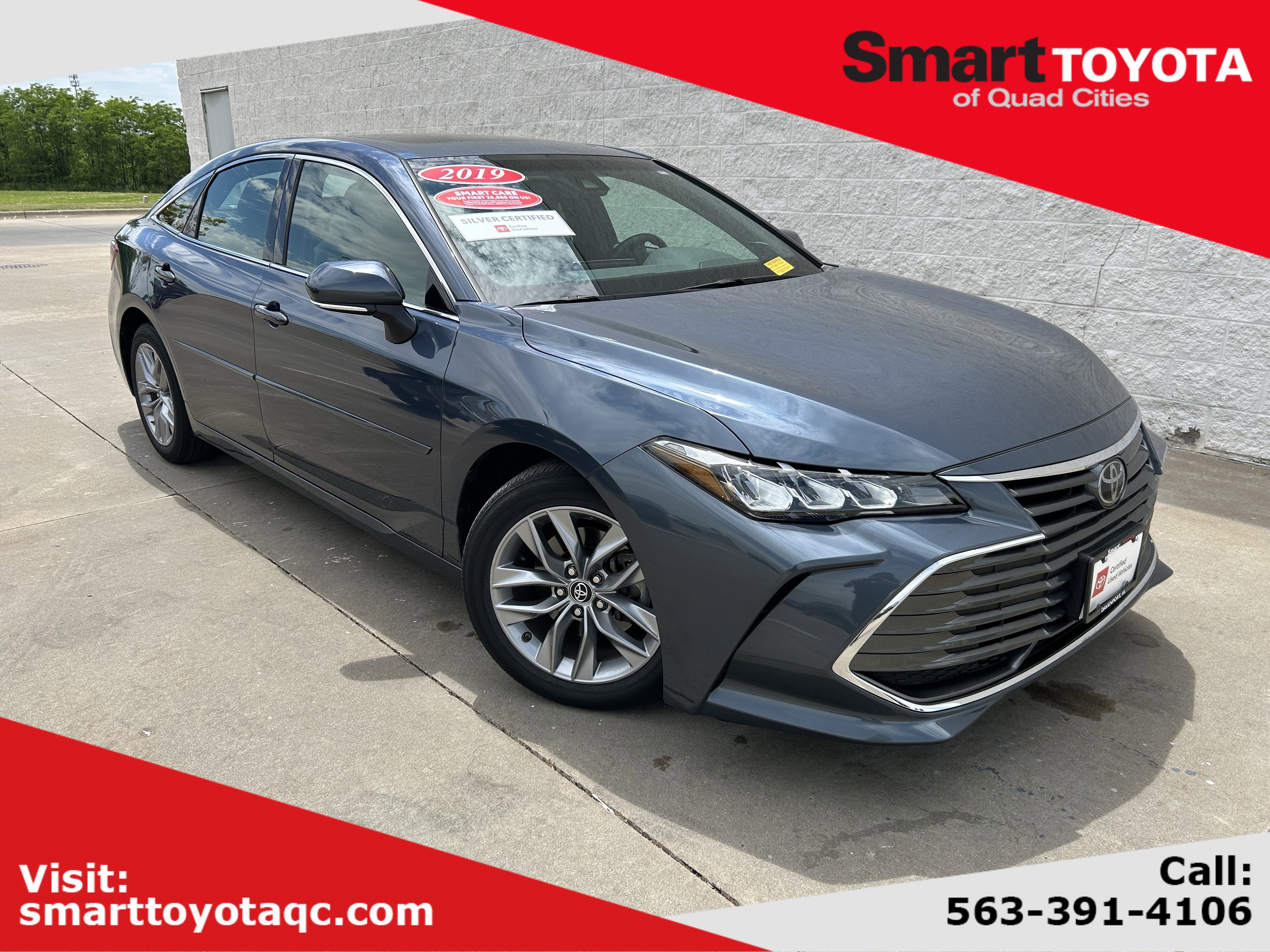 Certified 2019 Toyota Avalon XLE w/ Moonroof Package FWD image 1