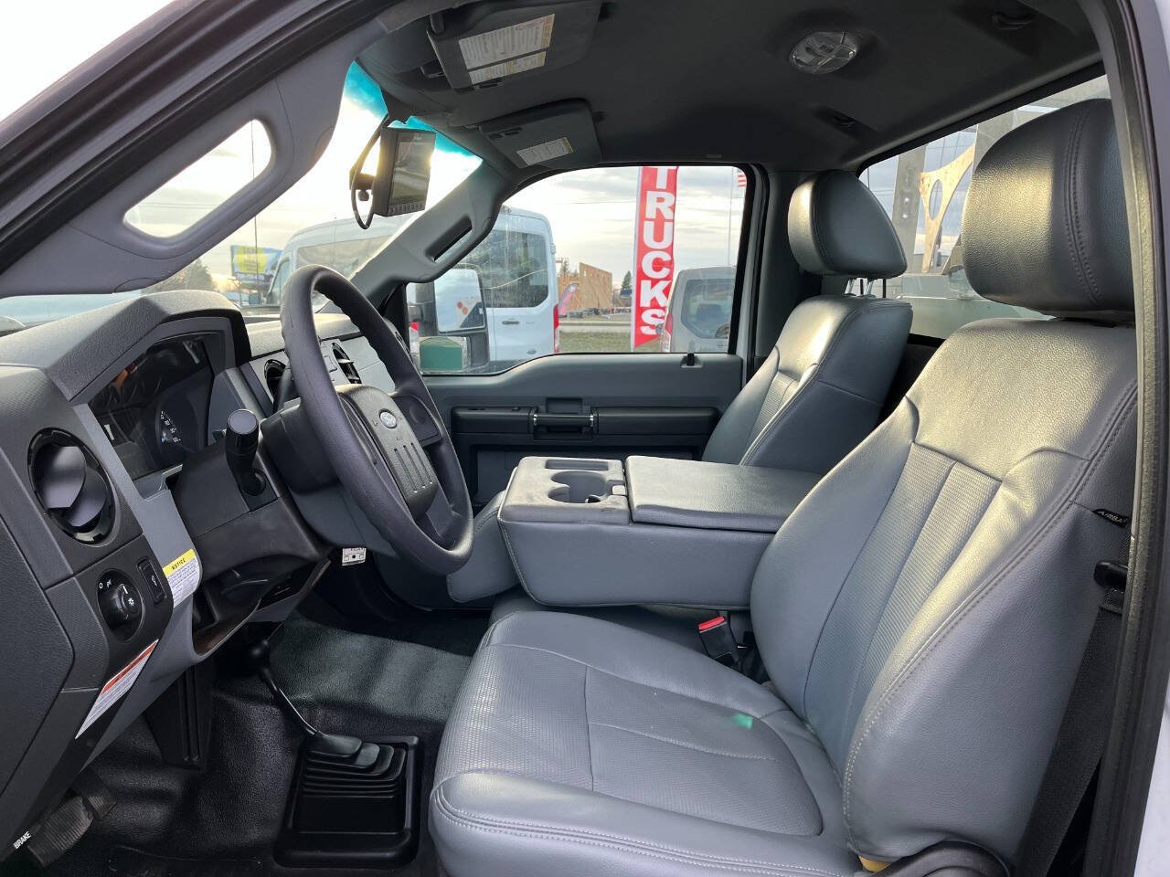 Used 2016 Ford F550 4x4 Regular Cab Super Duty image 12