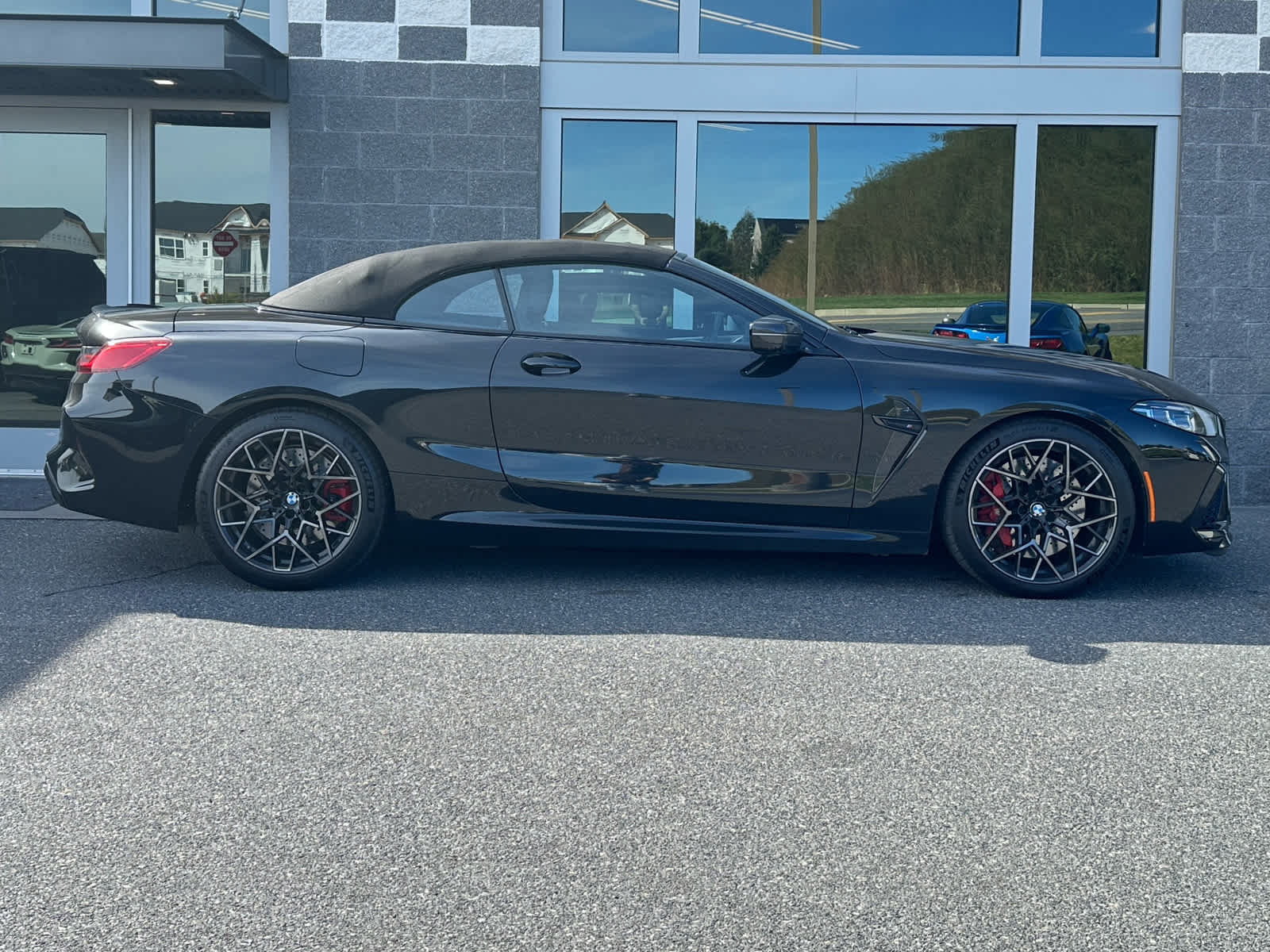 Used 2024 BMW M8 Competition w/ M Carbon Exterior Package AWD/4WD image 3