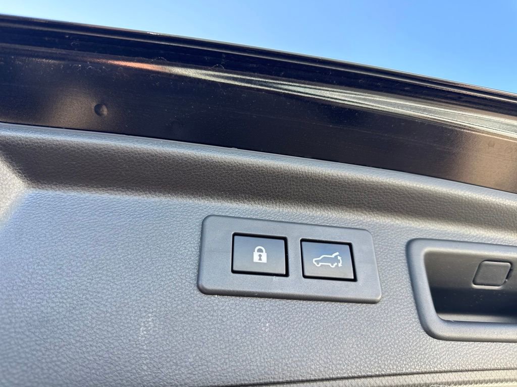 Used 2021 Subaru Forester Premium AWD/4WD image 8