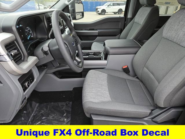 New 2026 Ford F250 XLT w/ FX4 Off-Road Package image 22