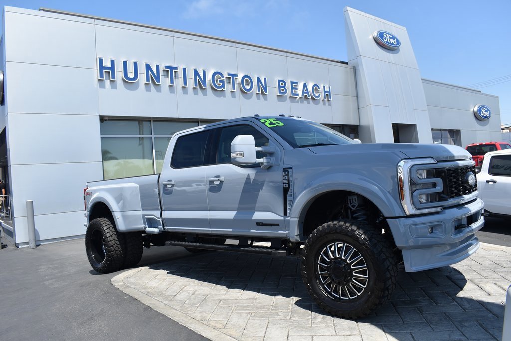 Used 2025 Ford F450 Lariat w/ FX4 Off-Road Package
