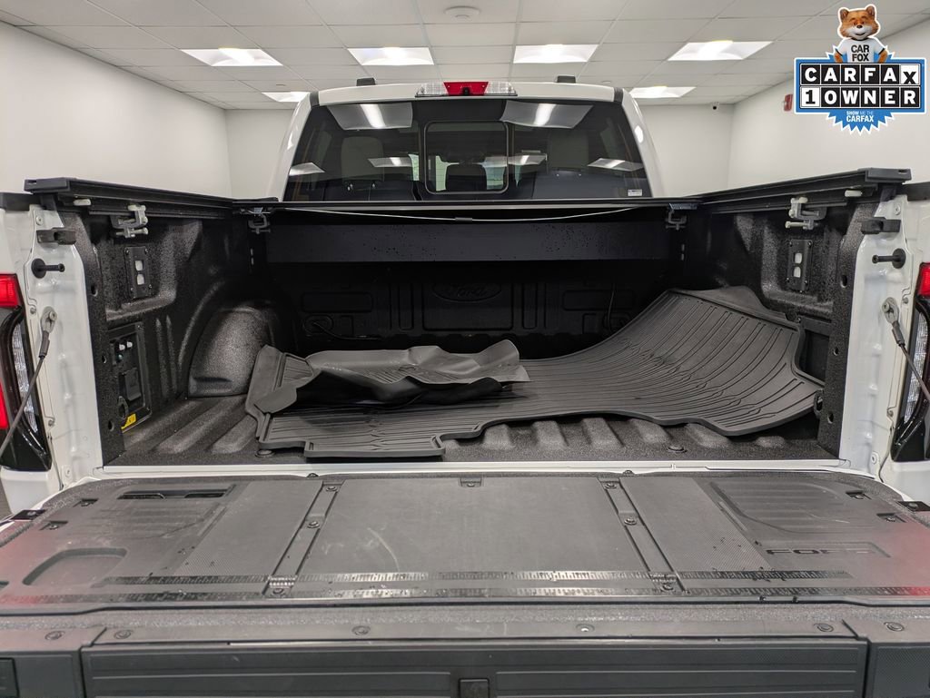 Used 2025 Ford F150 Lightning Platinum image 26