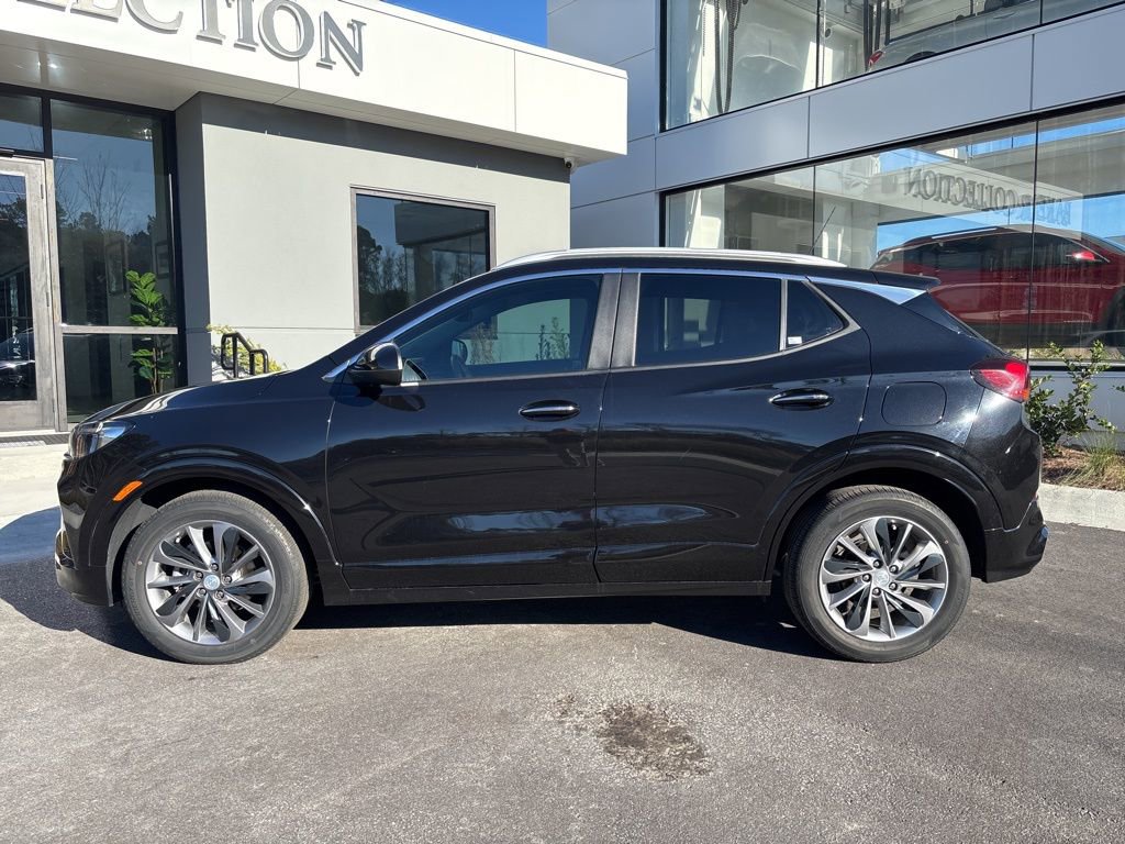 Used 2023 Buick Encore GX Select w/ Sport Touring Package image 12