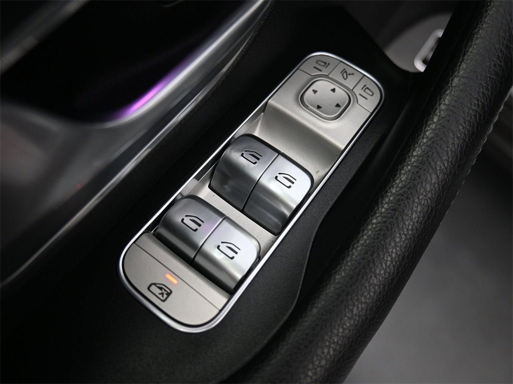 Used 2022 Mercedes-Benz GLE 350 GLE 350 w/ Premium Package image 4